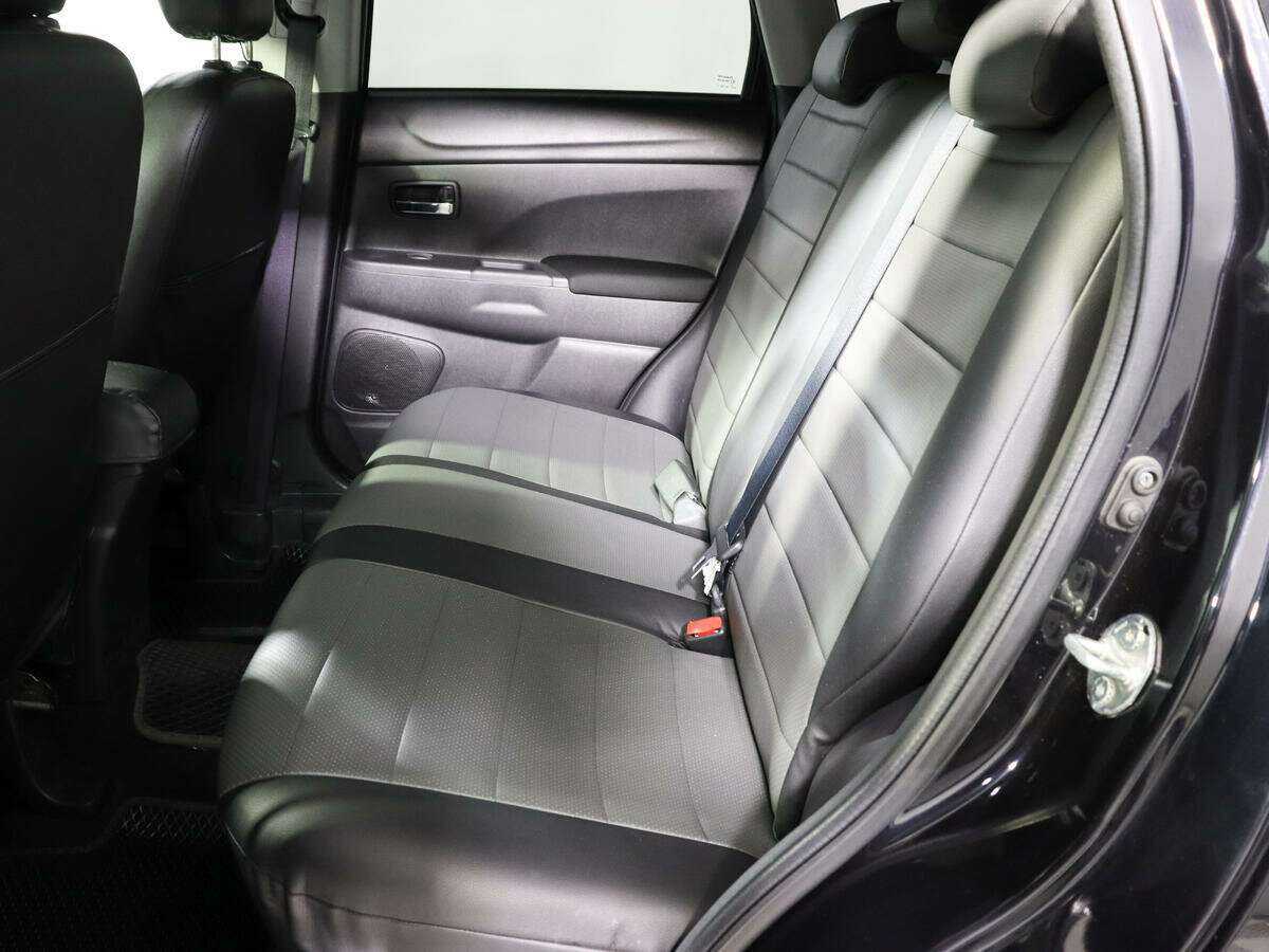 Б/У Митсубиши АС-Икс 2013 года. Фото: #7