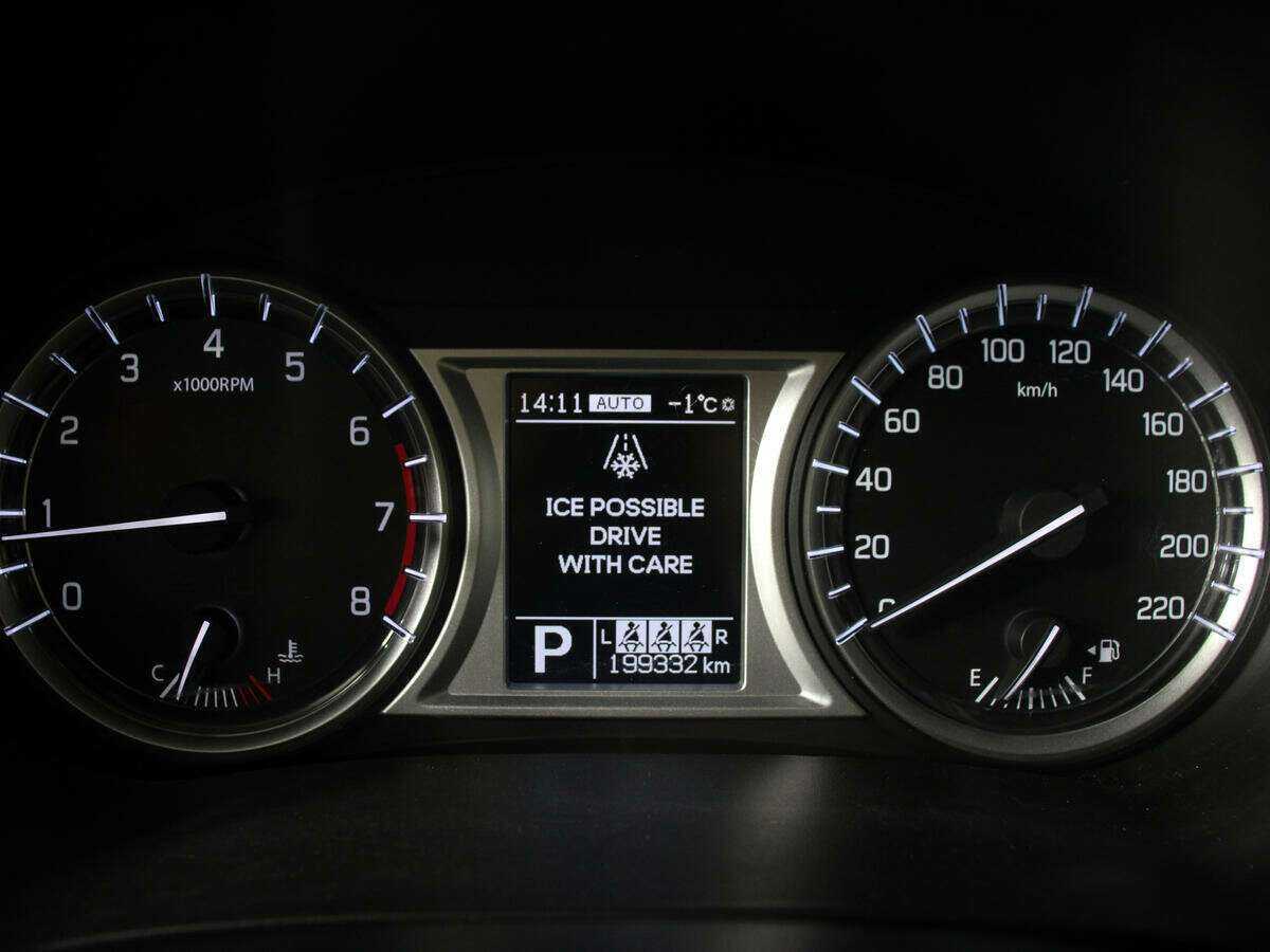 Б/У Сузуки Витара 2016 года. Фото: #9