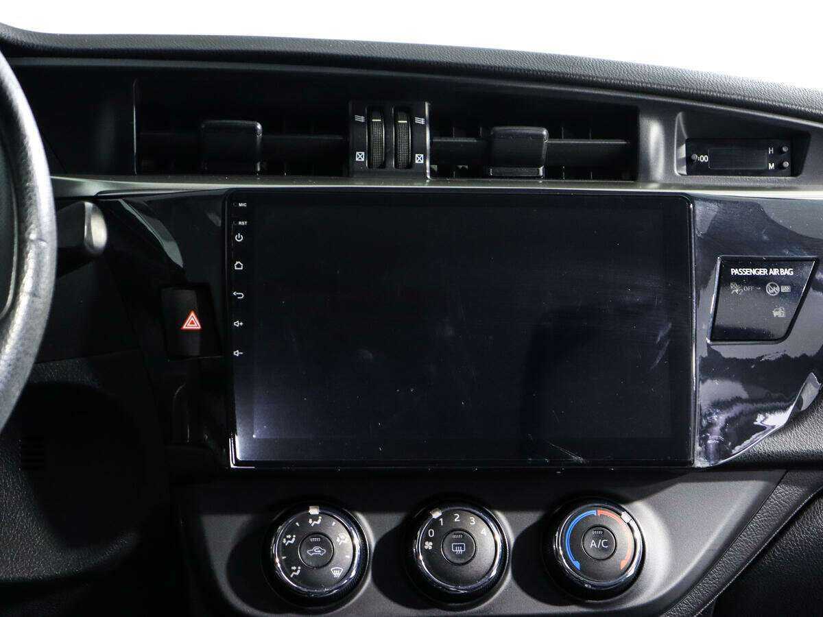 Б/У Тойота Королла 2013 года. Фото: #9