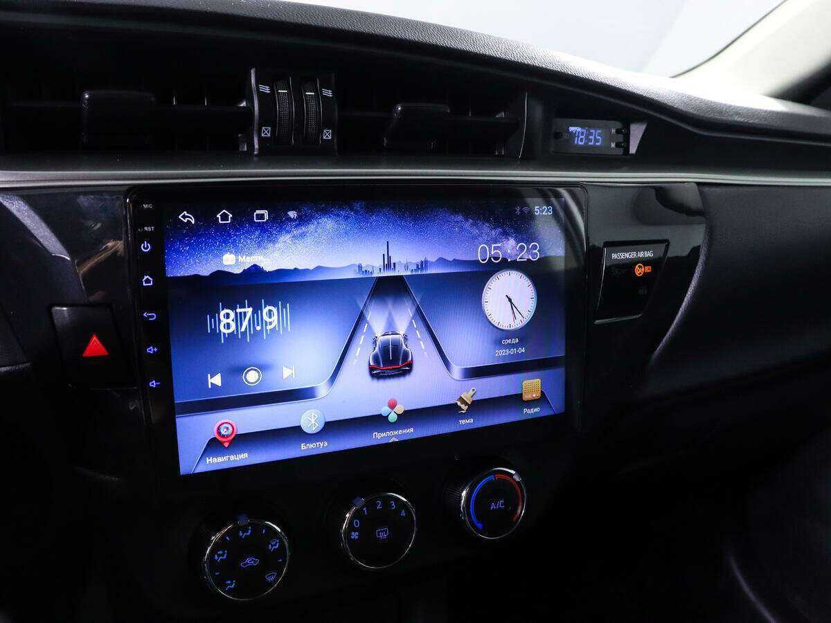 Б/У Тойота Королла 2013 года. Фото: #14