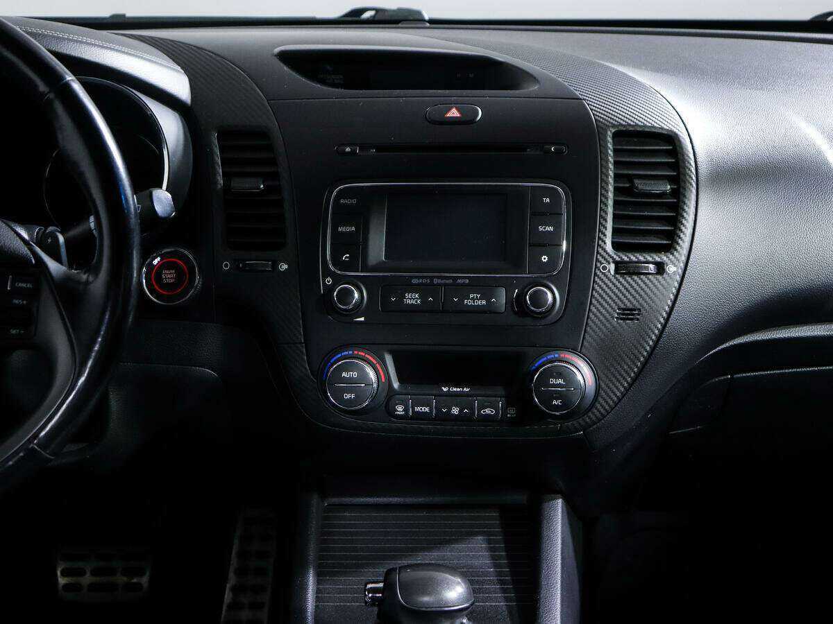 Б/У Киа Церато 2013 года. Фото: #12