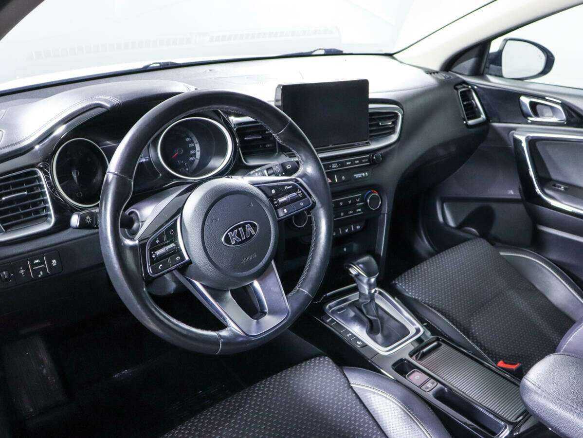 Б/У Киа Сид 2018 года. Фото: #12