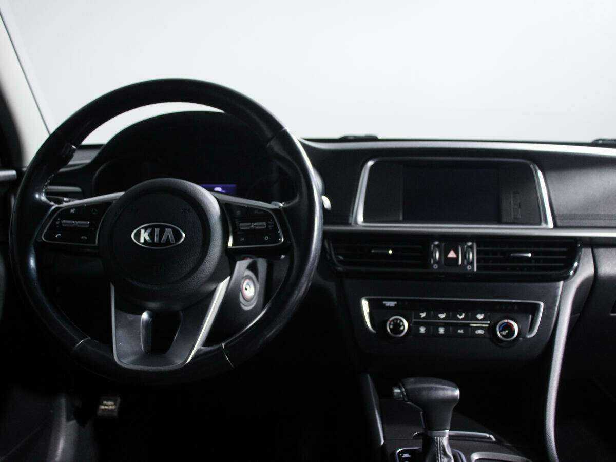 Б/У Киа Оптима 2018 года. Фото: #10