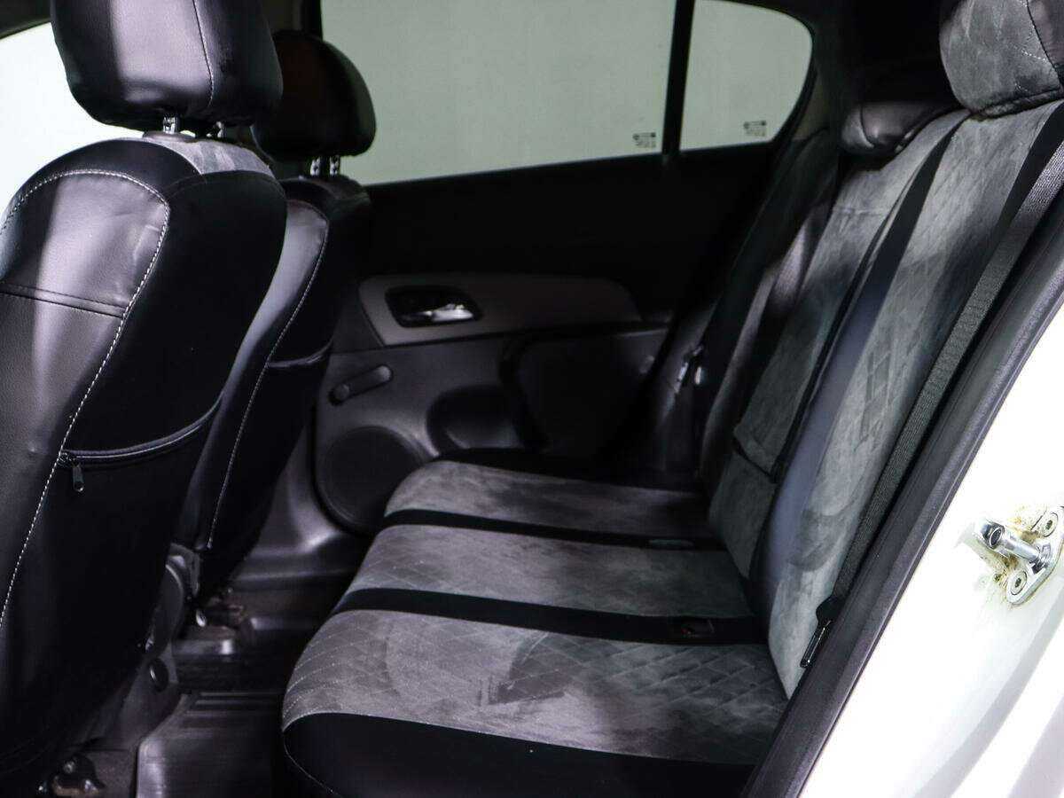 Б/У Шевроле Круз 2012 года. Фото: #9