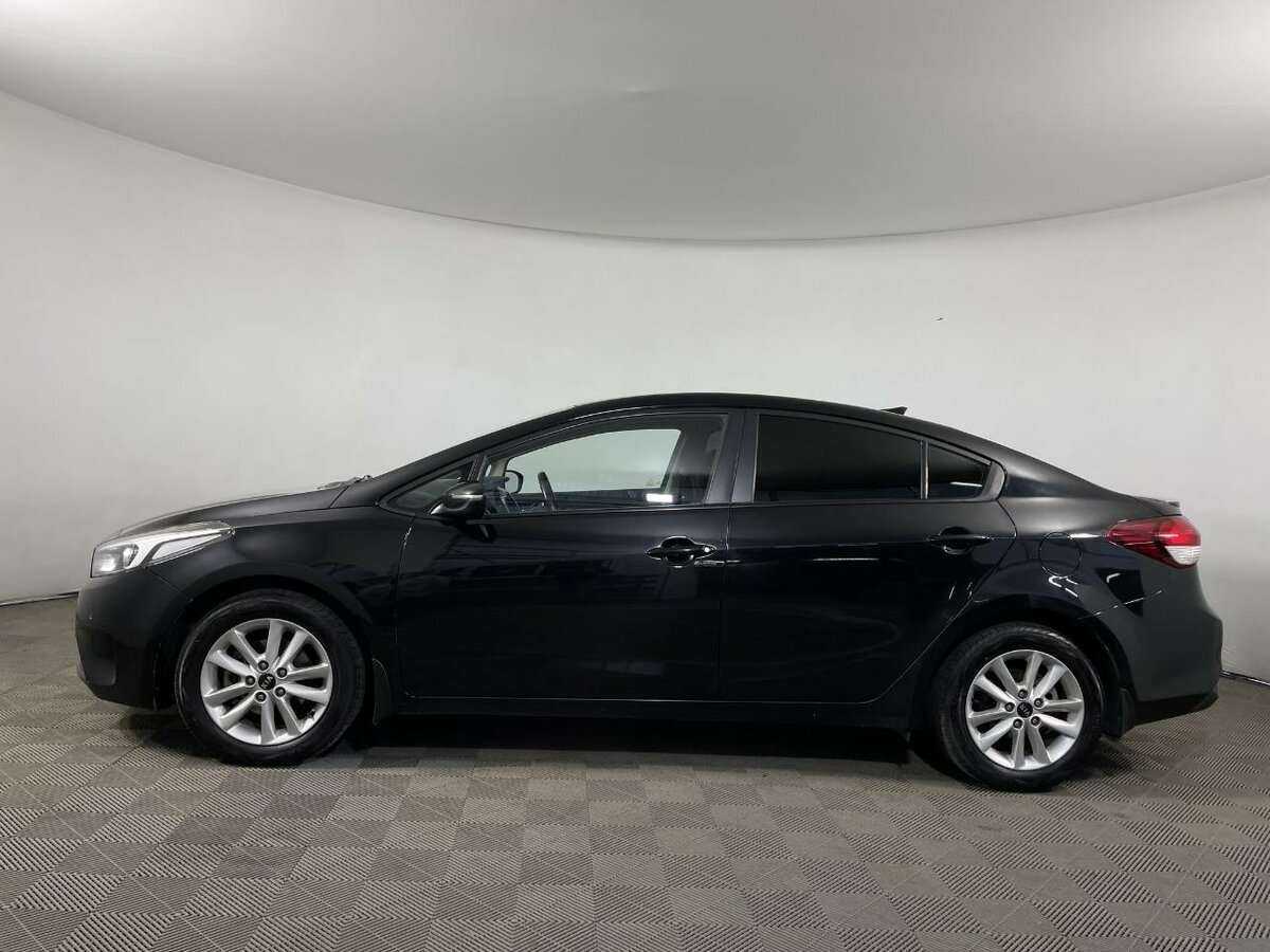 Б/У Киа Церато 2017 года. Фото: #3