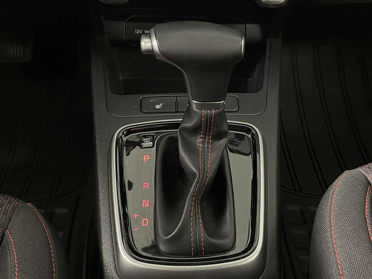 Б/У Киа Рио 2021 года. Фото: #12