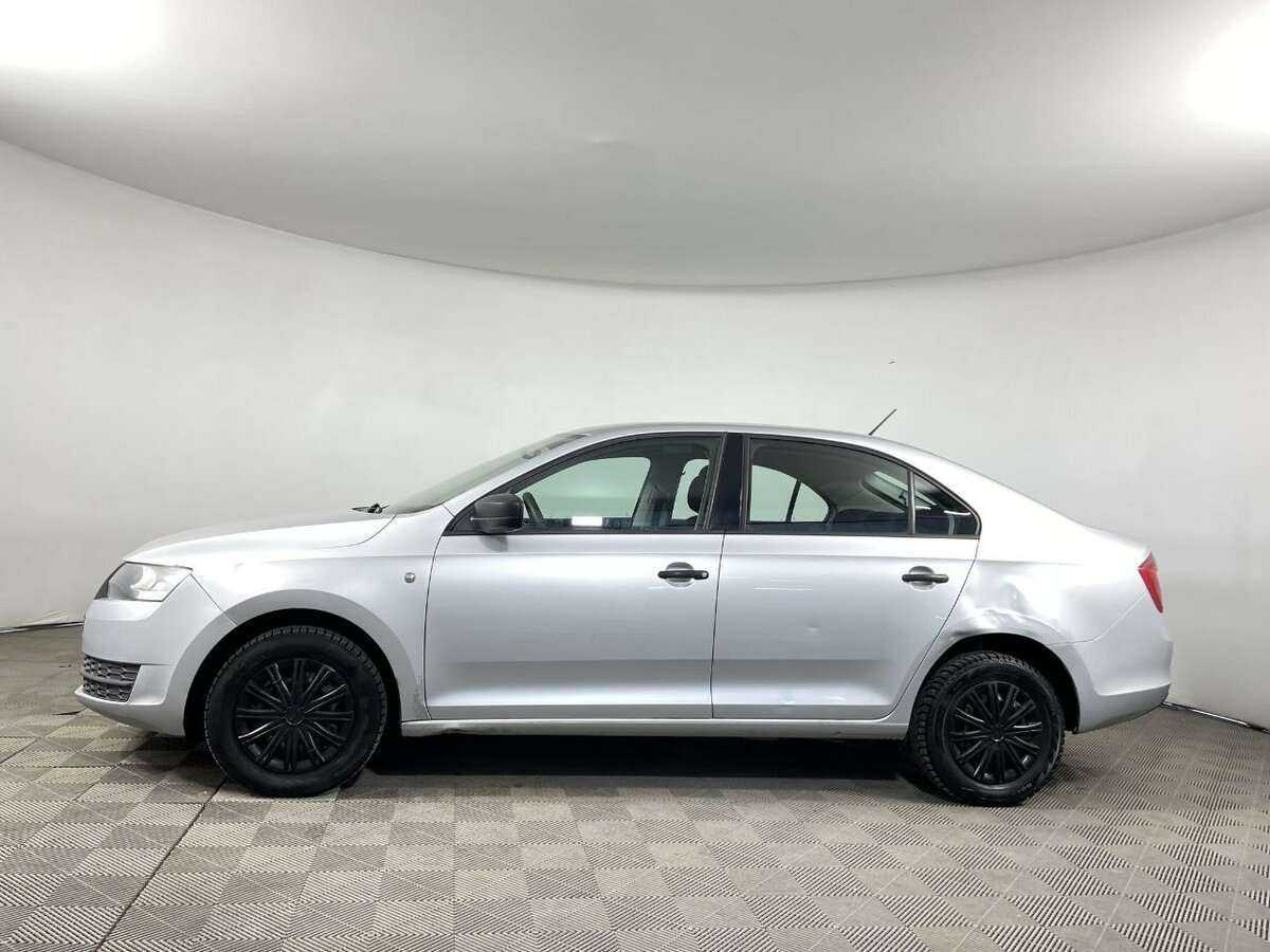 Б/У Шкода Рапид 2016 года. Фото: #3