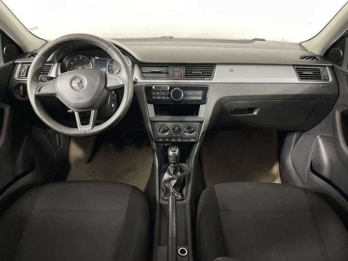 Б/У Шкода Рапид 2016 года. Фото: #5