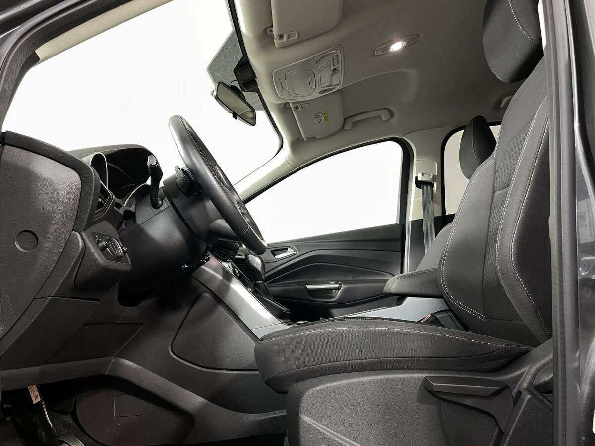 Б/У Форд Куга 2017 года. Фото: #9