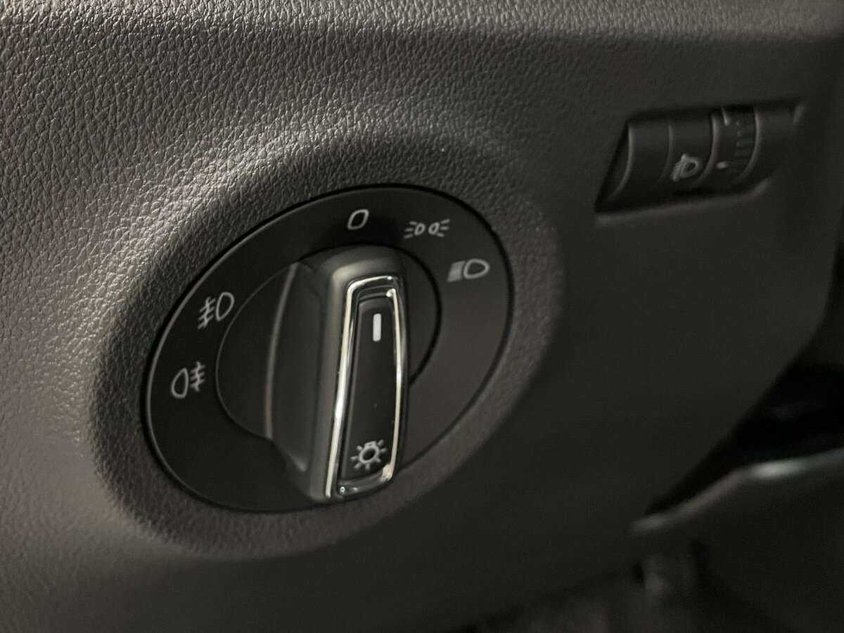 Б/У Шкода Рапид 2020 года. Фото: #8