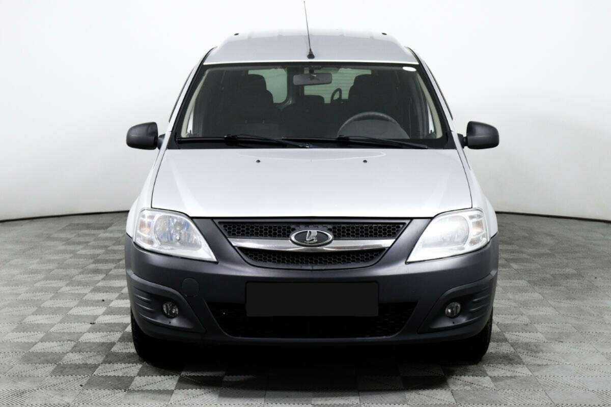 Б/У Лада (ВАЗ) Ларгус 2014 года. Фото: #1