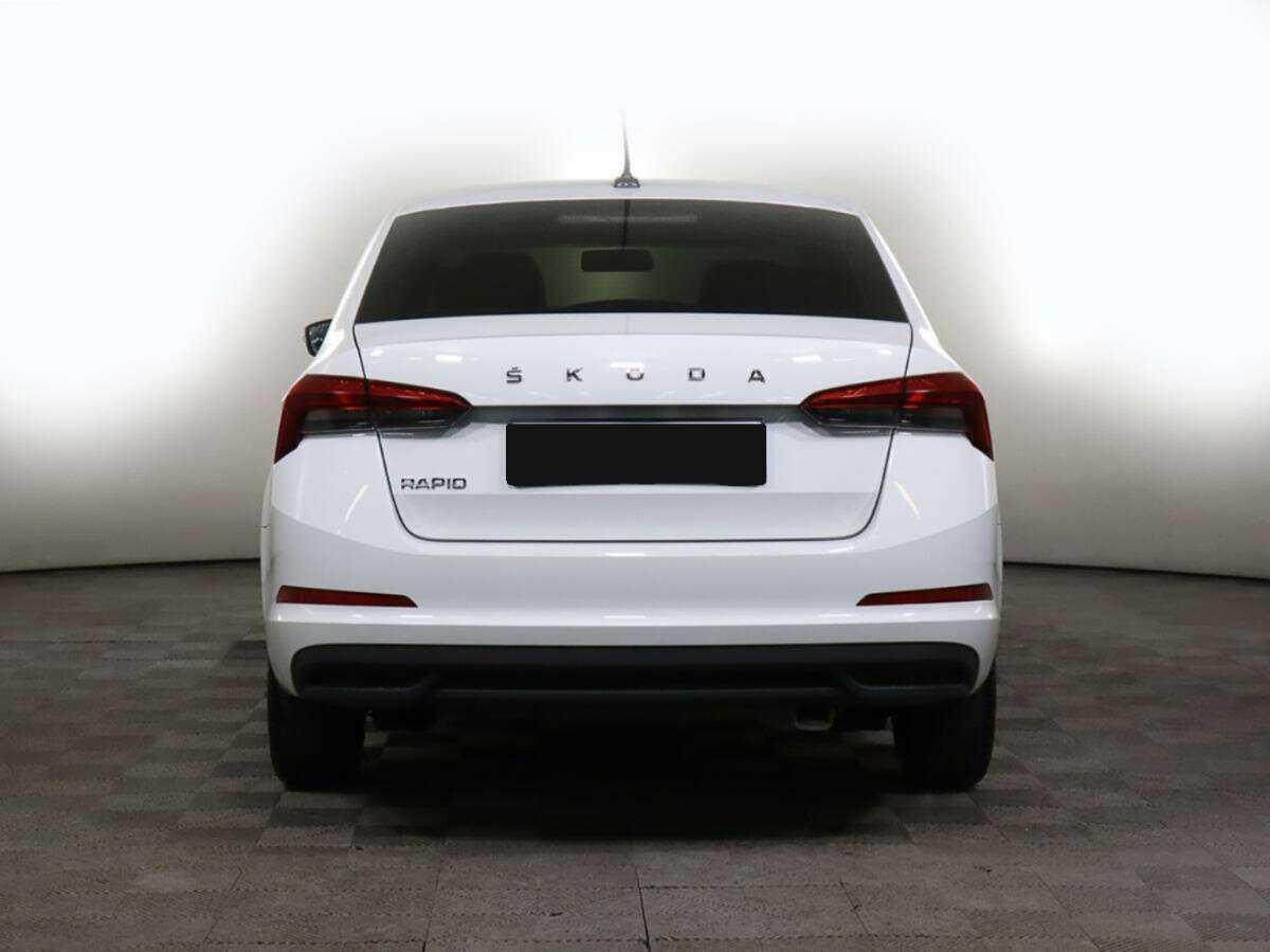 Б/У Шкода Рапид 2021 года. Фото: #4