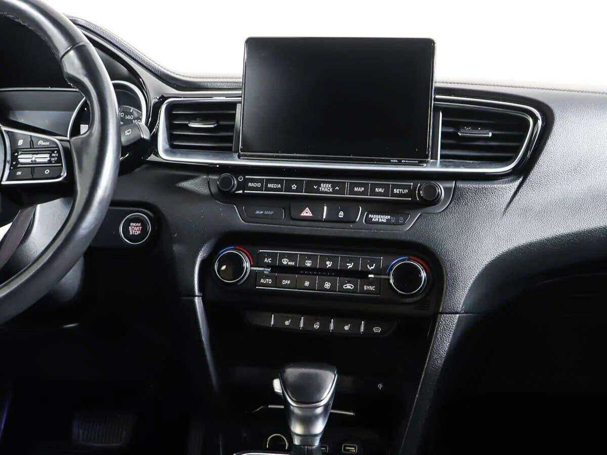 Б/У Киа Сид 2018 года. Фото: #12