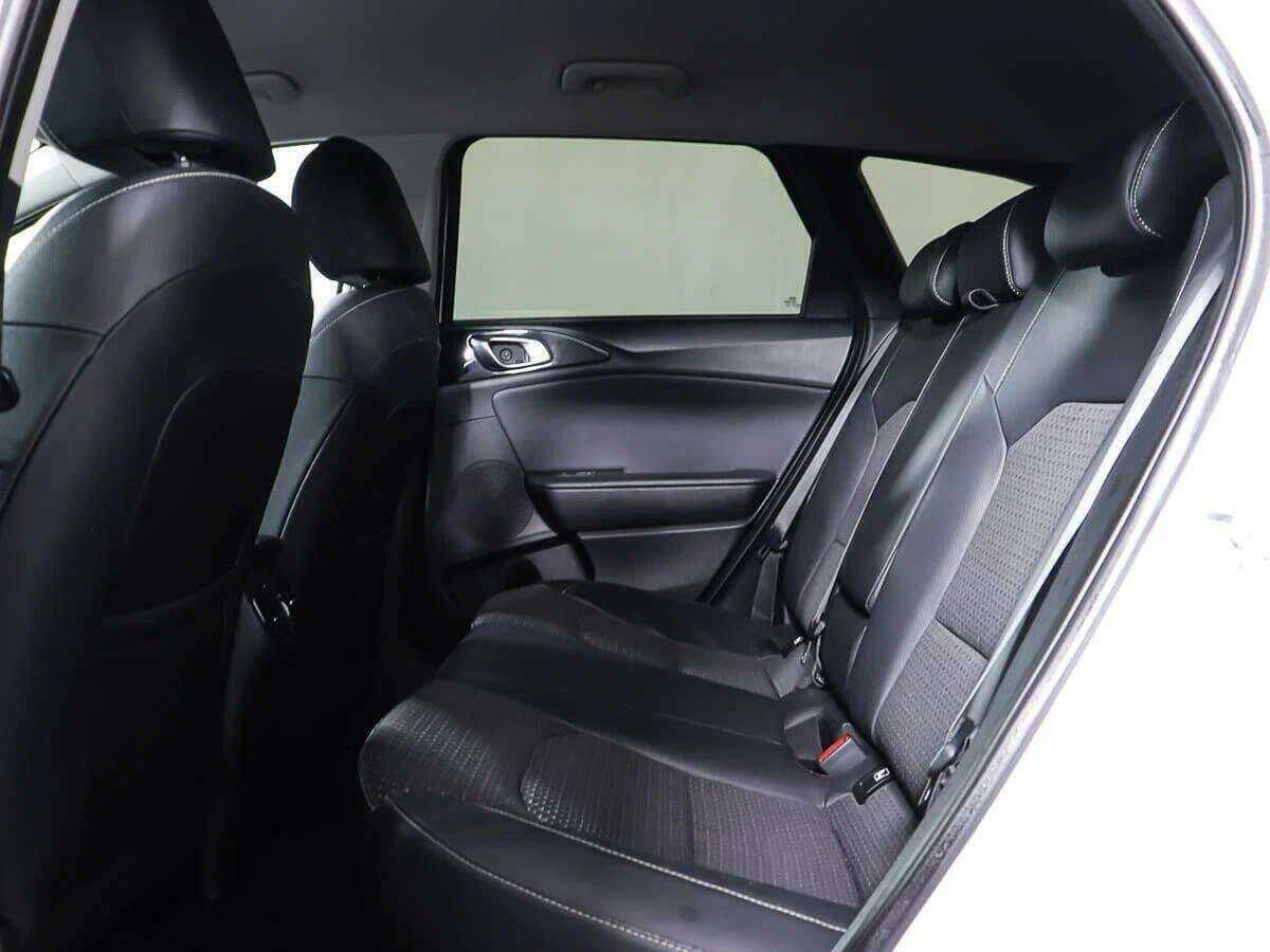 Б/У Киа Сид 2018 года. Фото: #13