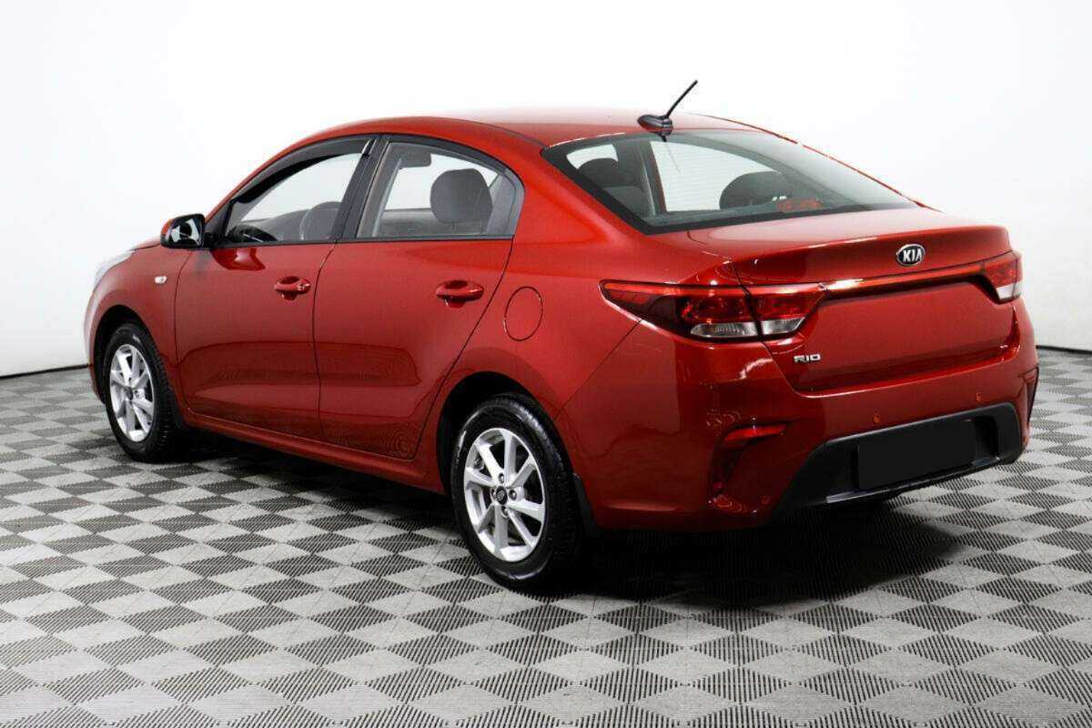 Б/У Киа Рио 2018 года. Фото: #6
