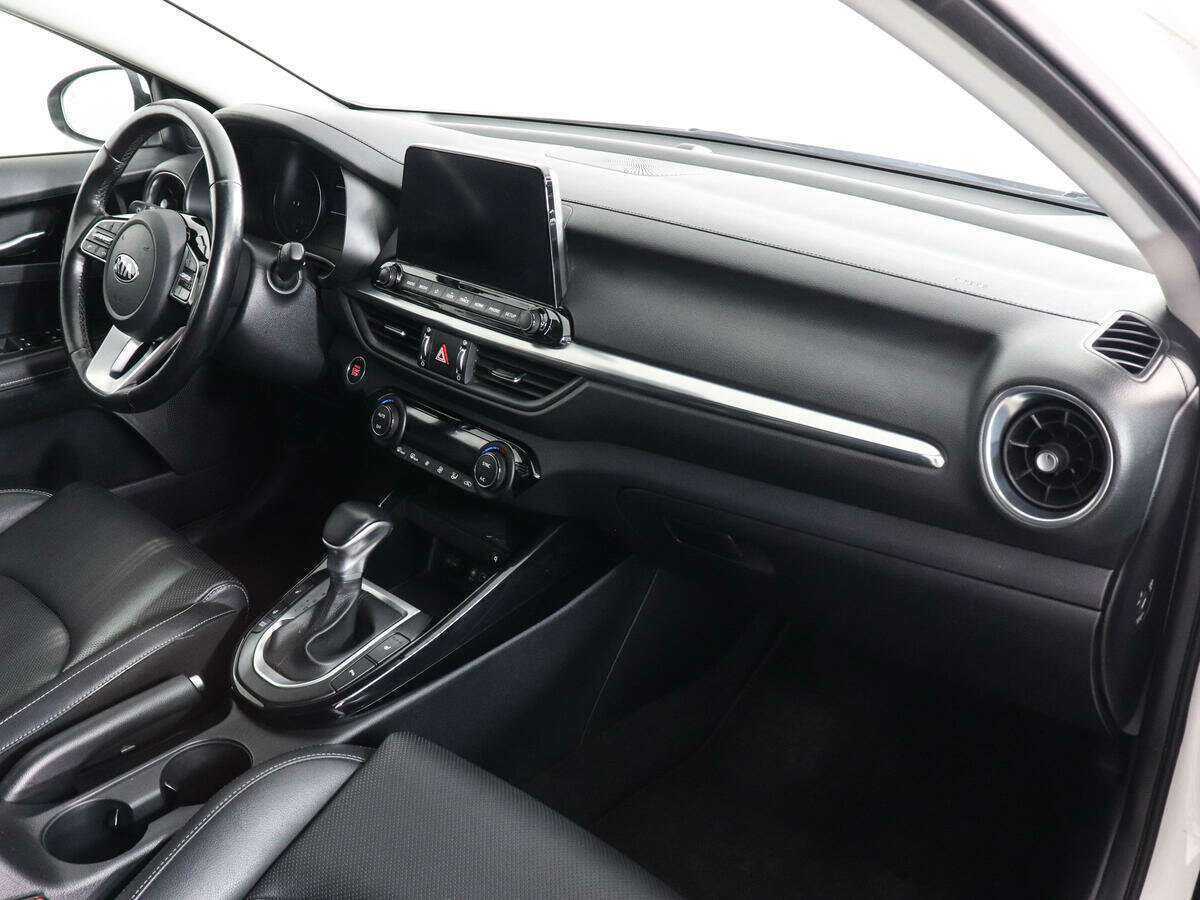 Б/У Киа Церато 2018 года. Фото: #9