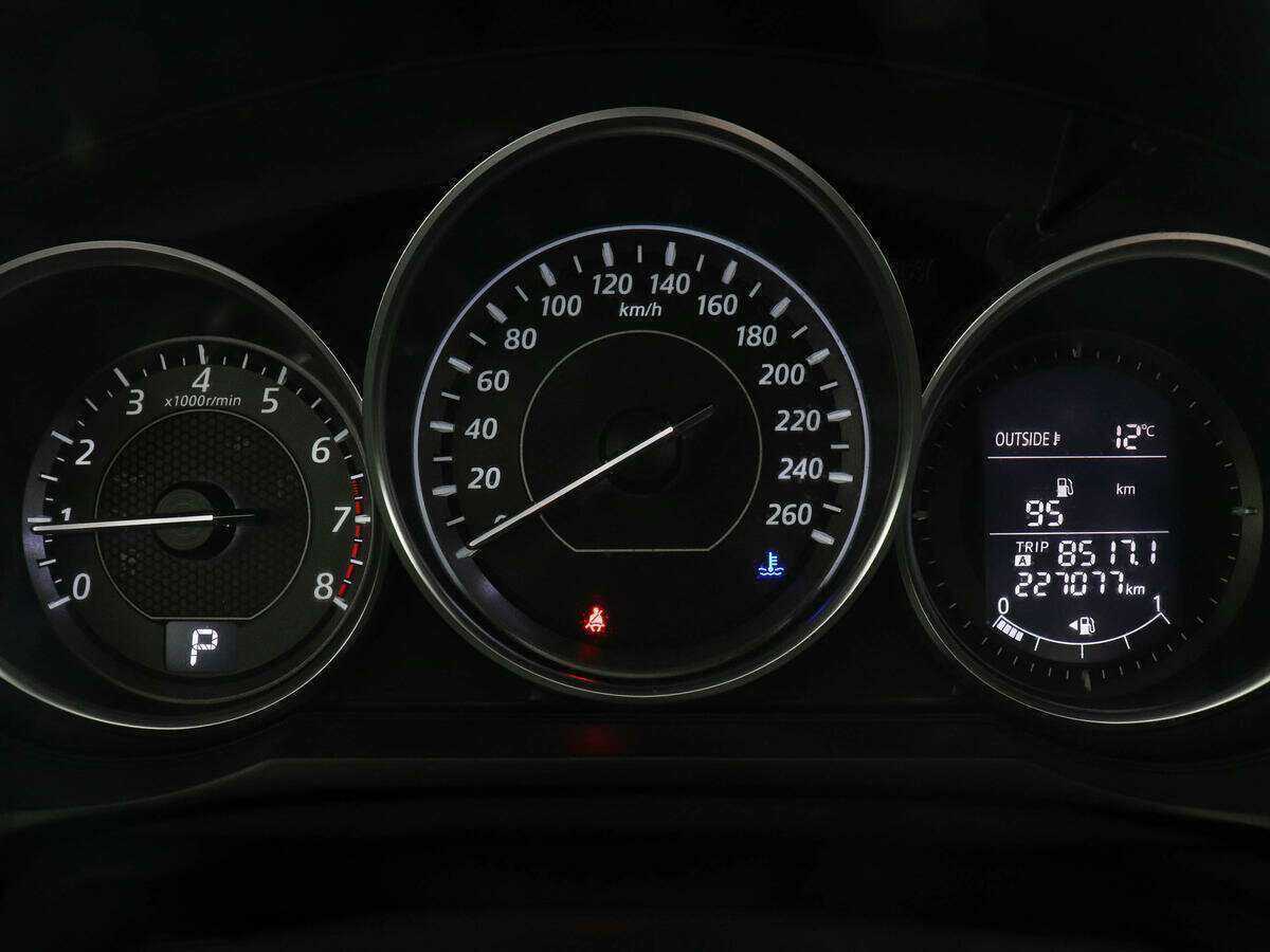 Б/У Мазда 6 2012 года. Фото: #6