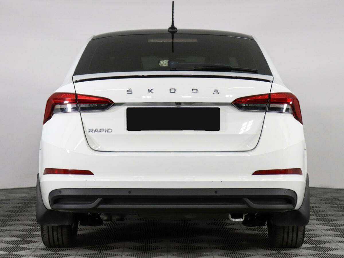 Б/У Шкода Рапид 2021 года. Фото: #5