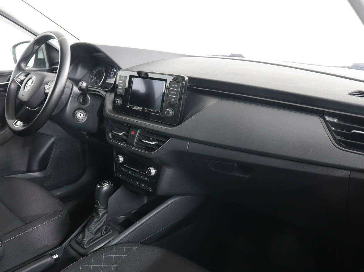 Б/У Шкода Рапид 2021 года. Фото: #9