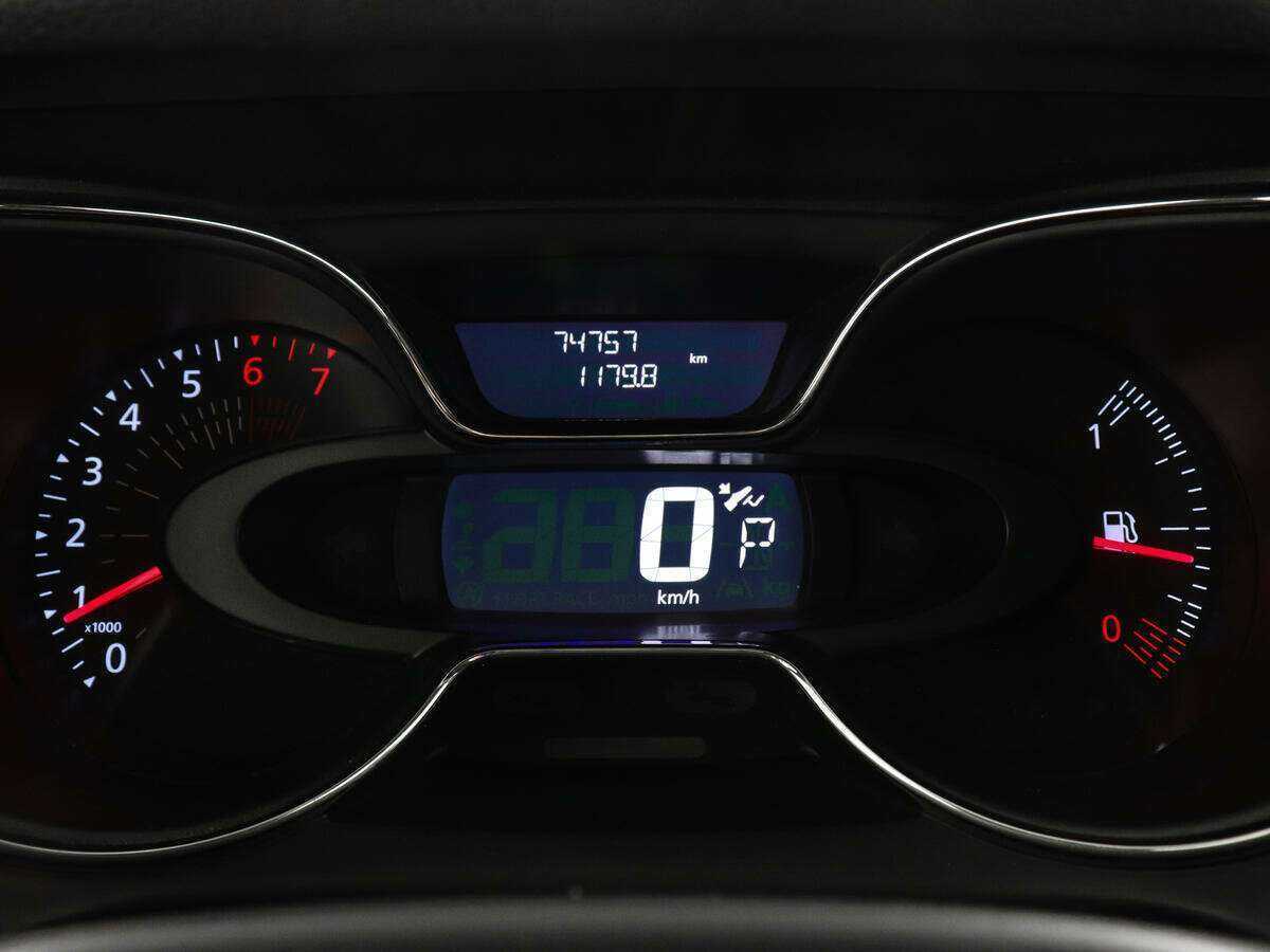 Б/У Рено Каптюр 2017 года. Фото: #9