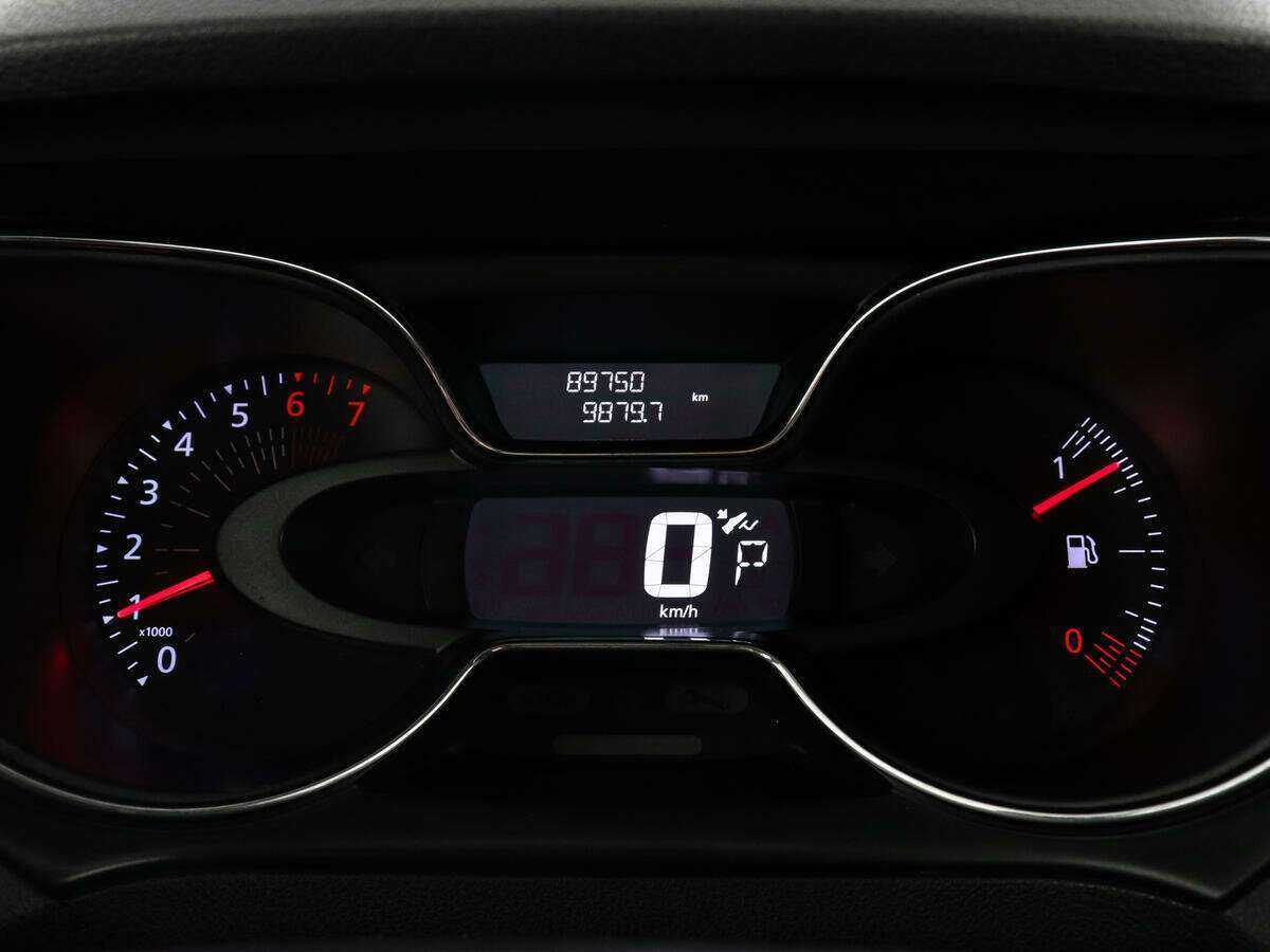 Б/У Рено Каптюр 2017 года. Фото: #10