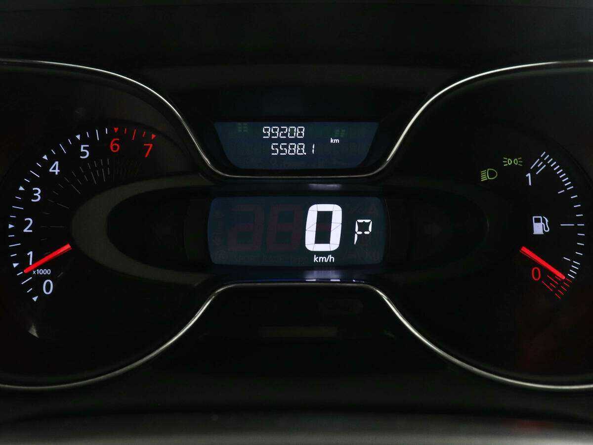 Б/У Рено Каптюр 2017 года. Фото: #10