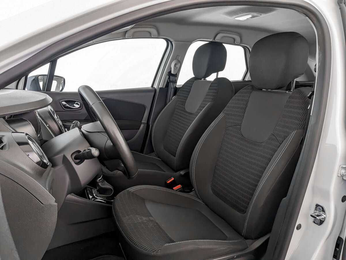 Б/У Рено Каптюр 2019 года. Фото: #16