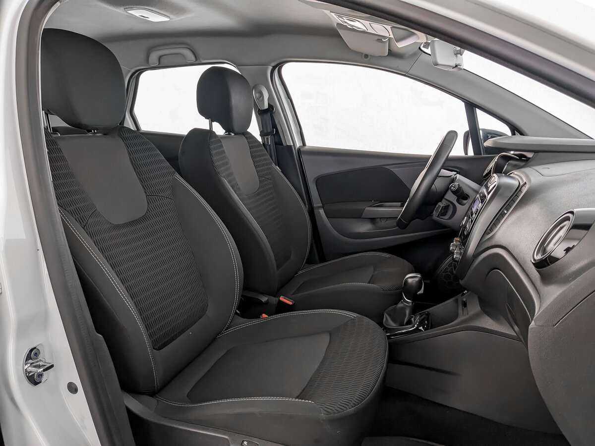 Б/У Рено Каптюр 2019 года. Фото: #19