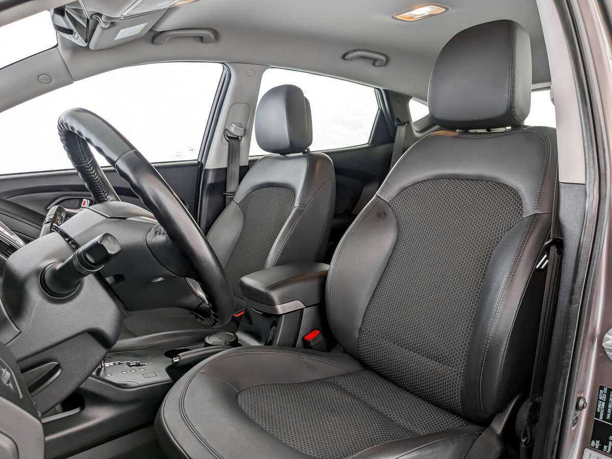 Б/У Хендай ай-икс35 2012 года. Фото: #14