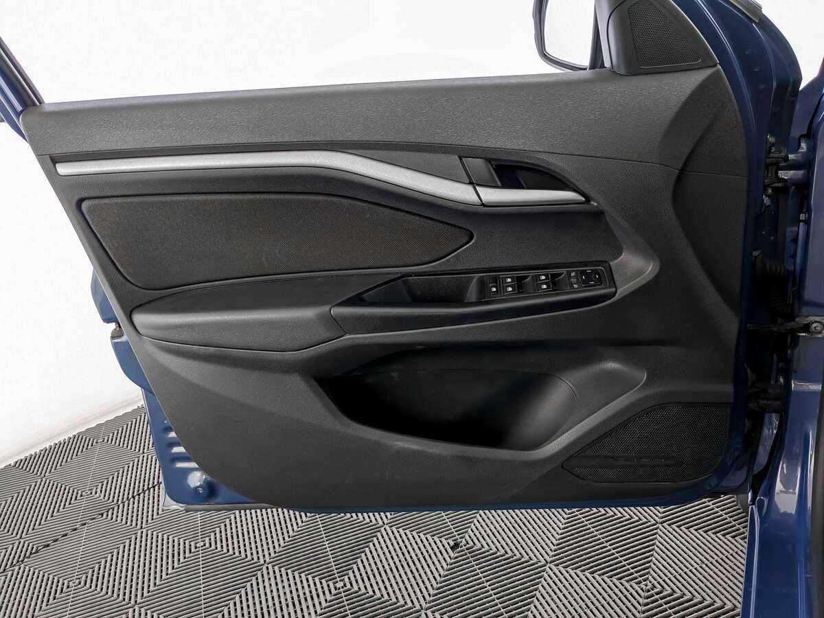 Б/У Лада (ВАЗ) Веста 2017 года. Фото: #14