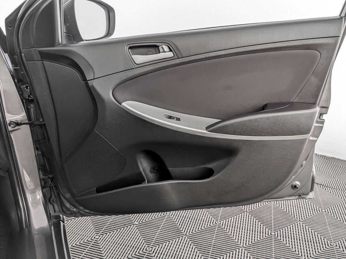 Б/У Хендай Солярис 2015 года. Фото: #19