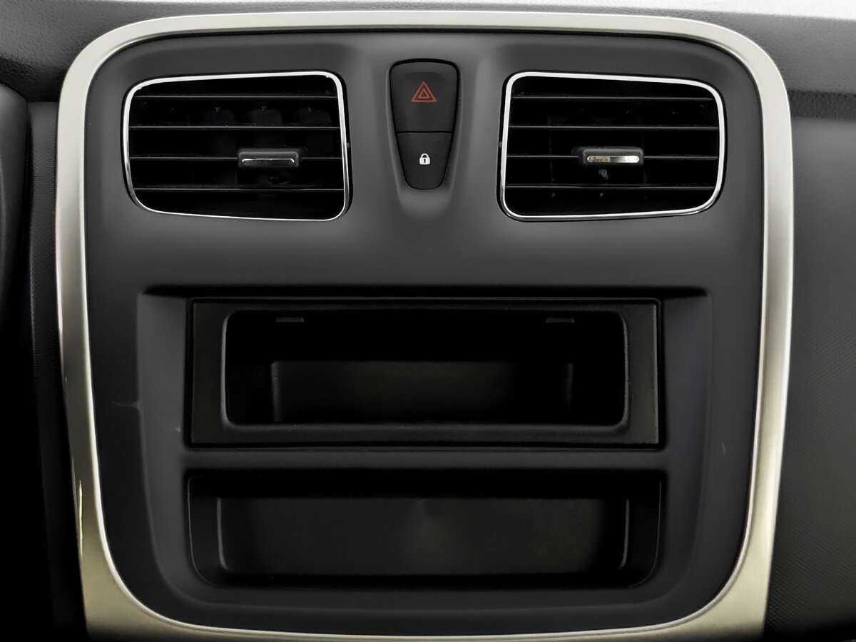 Б/У Рено Сандеро 2021 года. Фото: #14