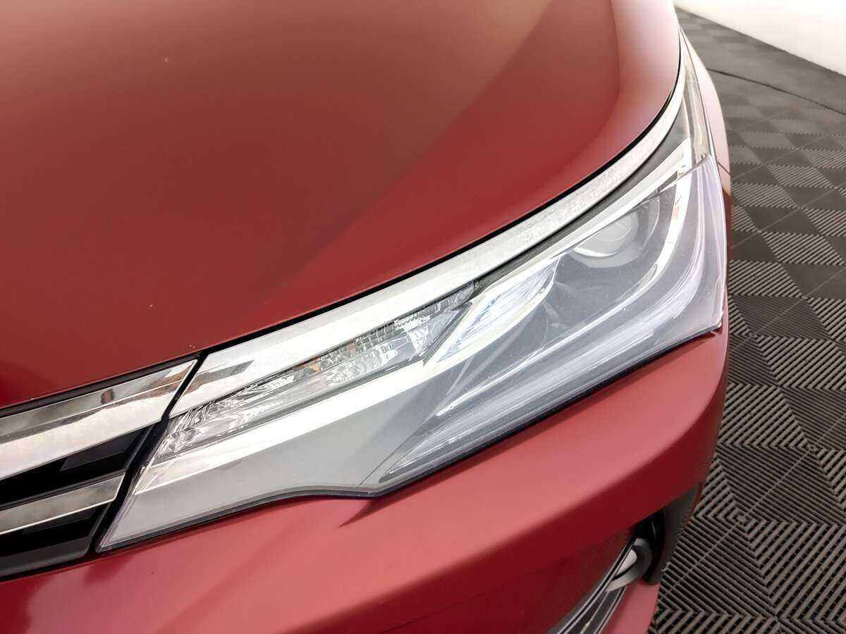 Б/У Тойота Королла 2018 года. Фото: #15