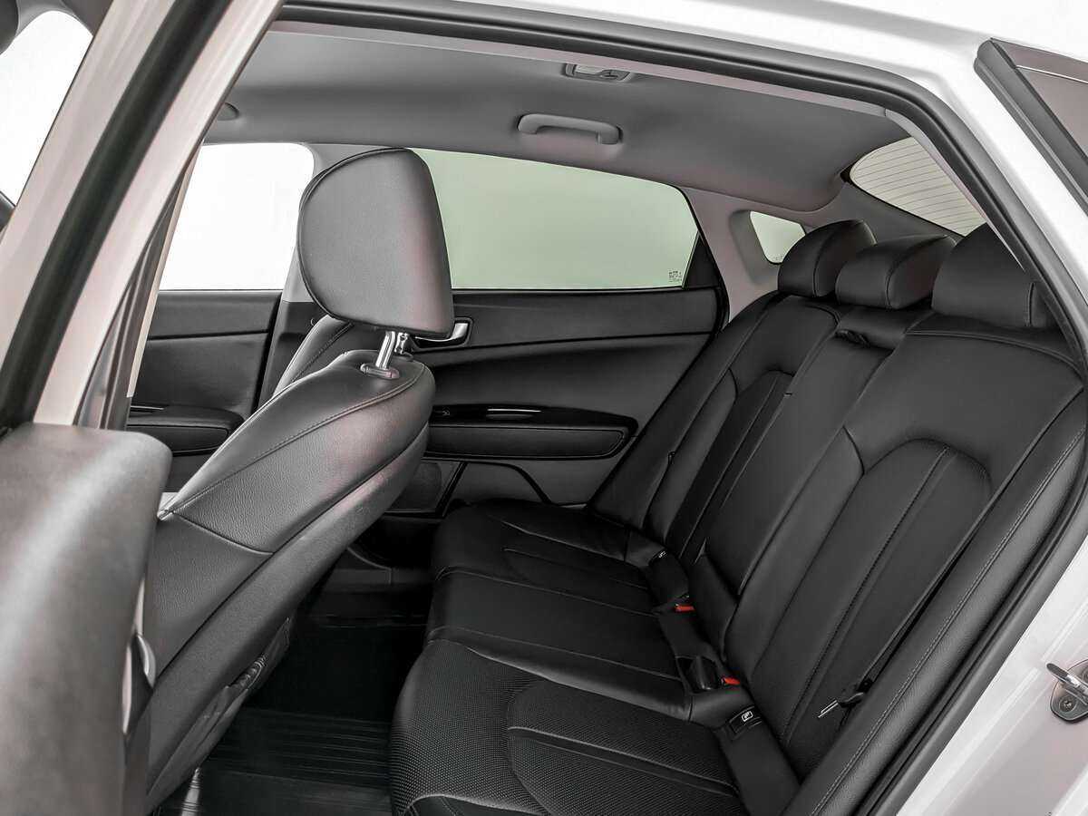 Б/У Киа Оптима 2018 года. Фото: #9