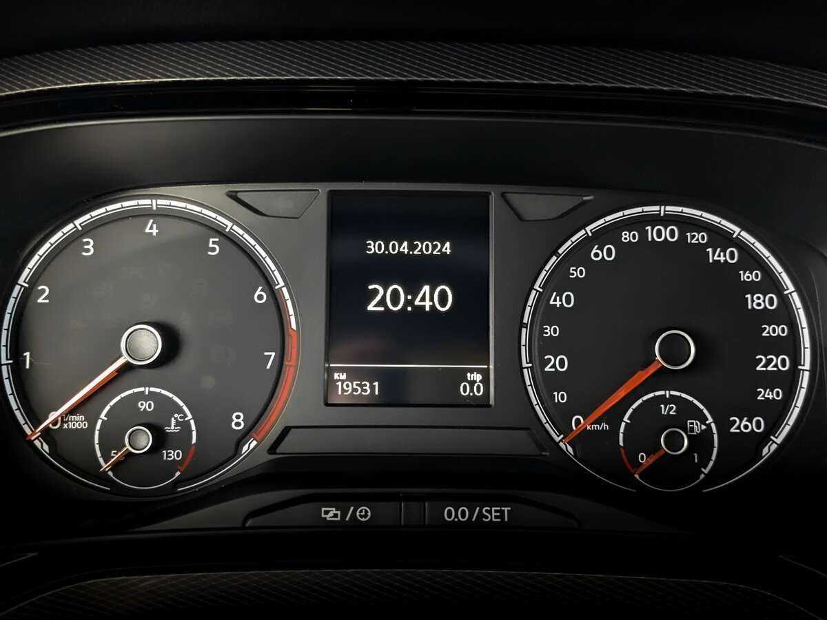 Б/У Фольксваген Поло 2021 года. Фото: #10