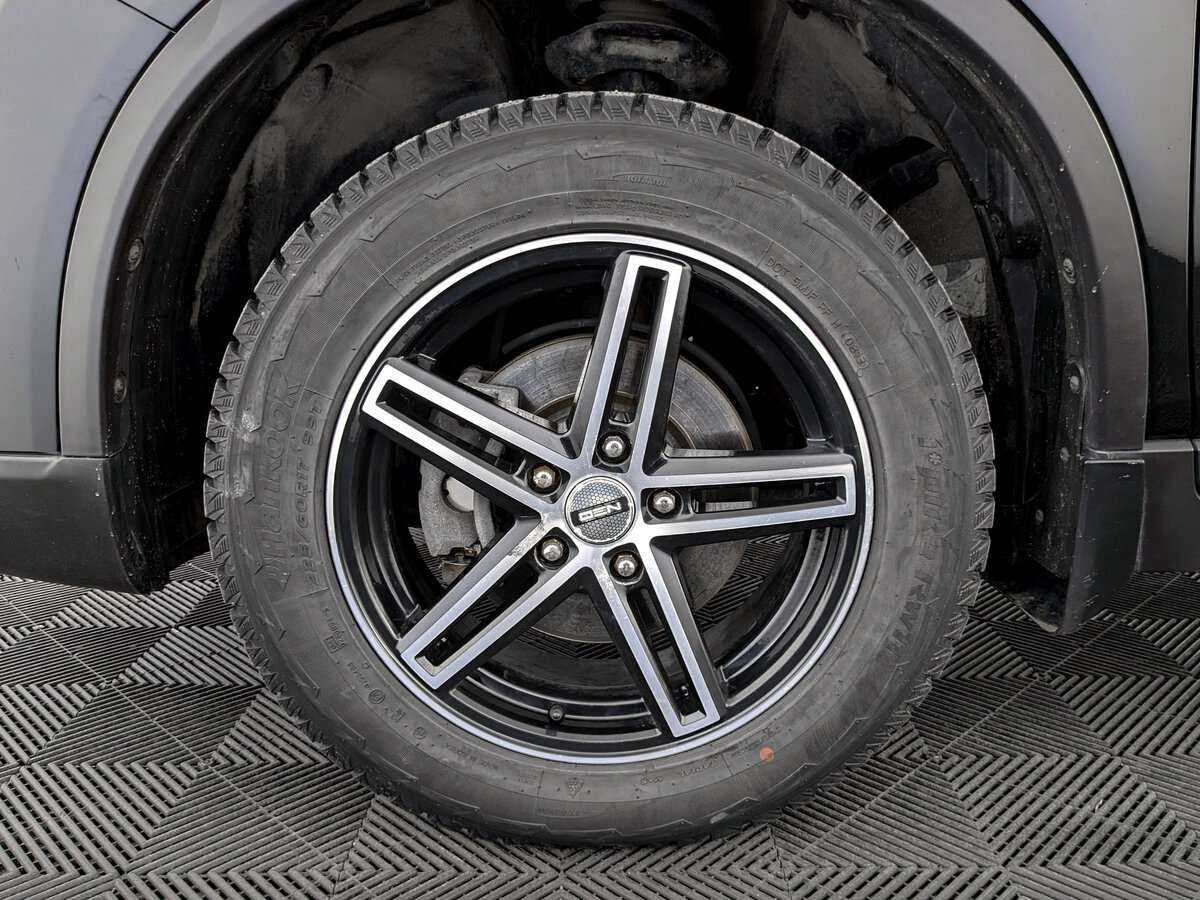 Б/У Ниссан Икс-Трейл 2016 года. Фото: #16