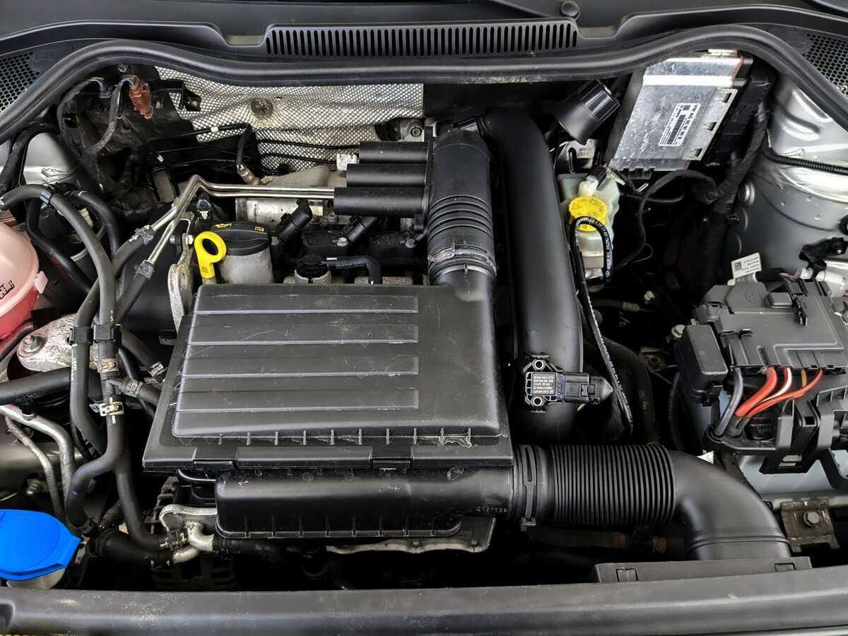 Б/У Фольксваген Поло 2019 года. Фото: #8