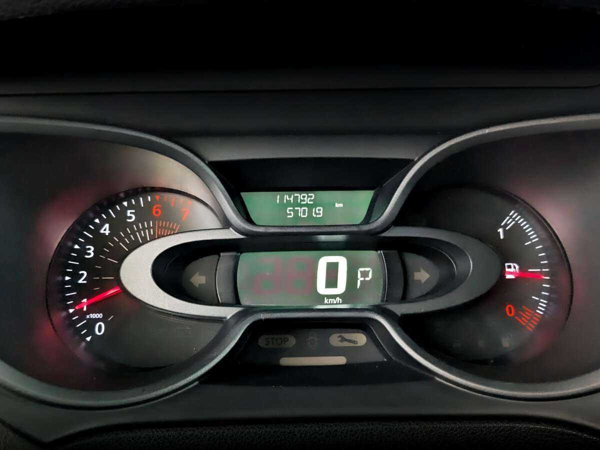 Б/У Рено Каптюр 2018 года. Фото: #11