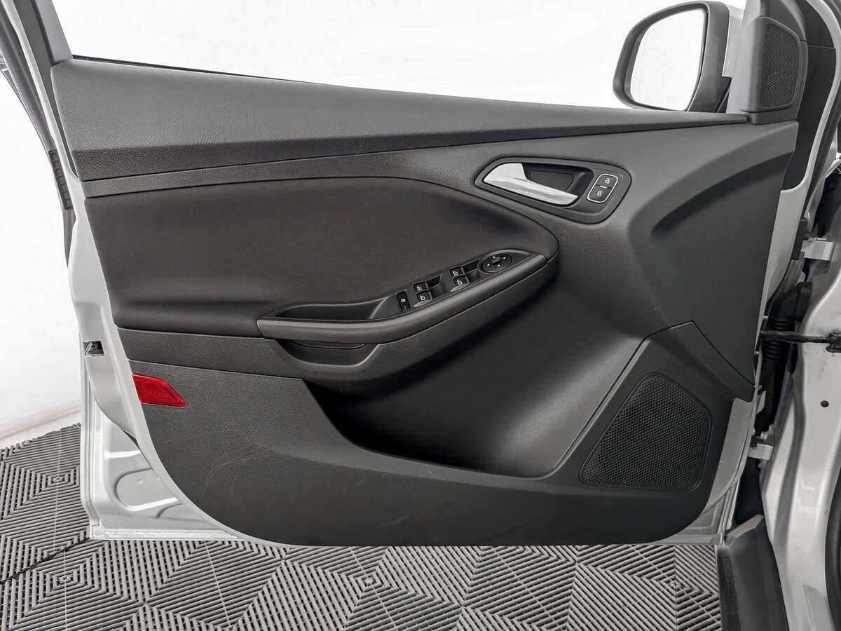 Б/У Форд Фокус 2016 года. Фото: #14