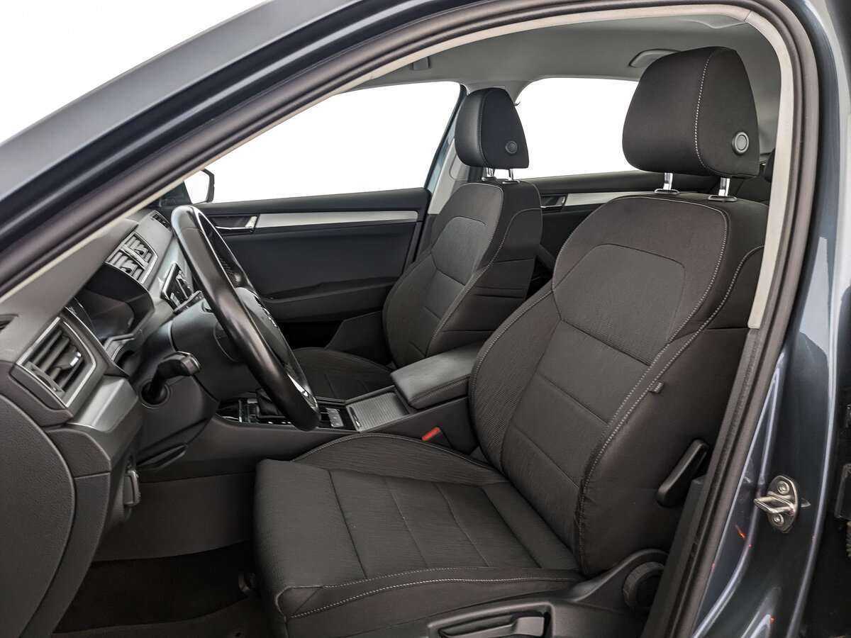 Б/У Шкода Суперб 2019 года. Фото: #15