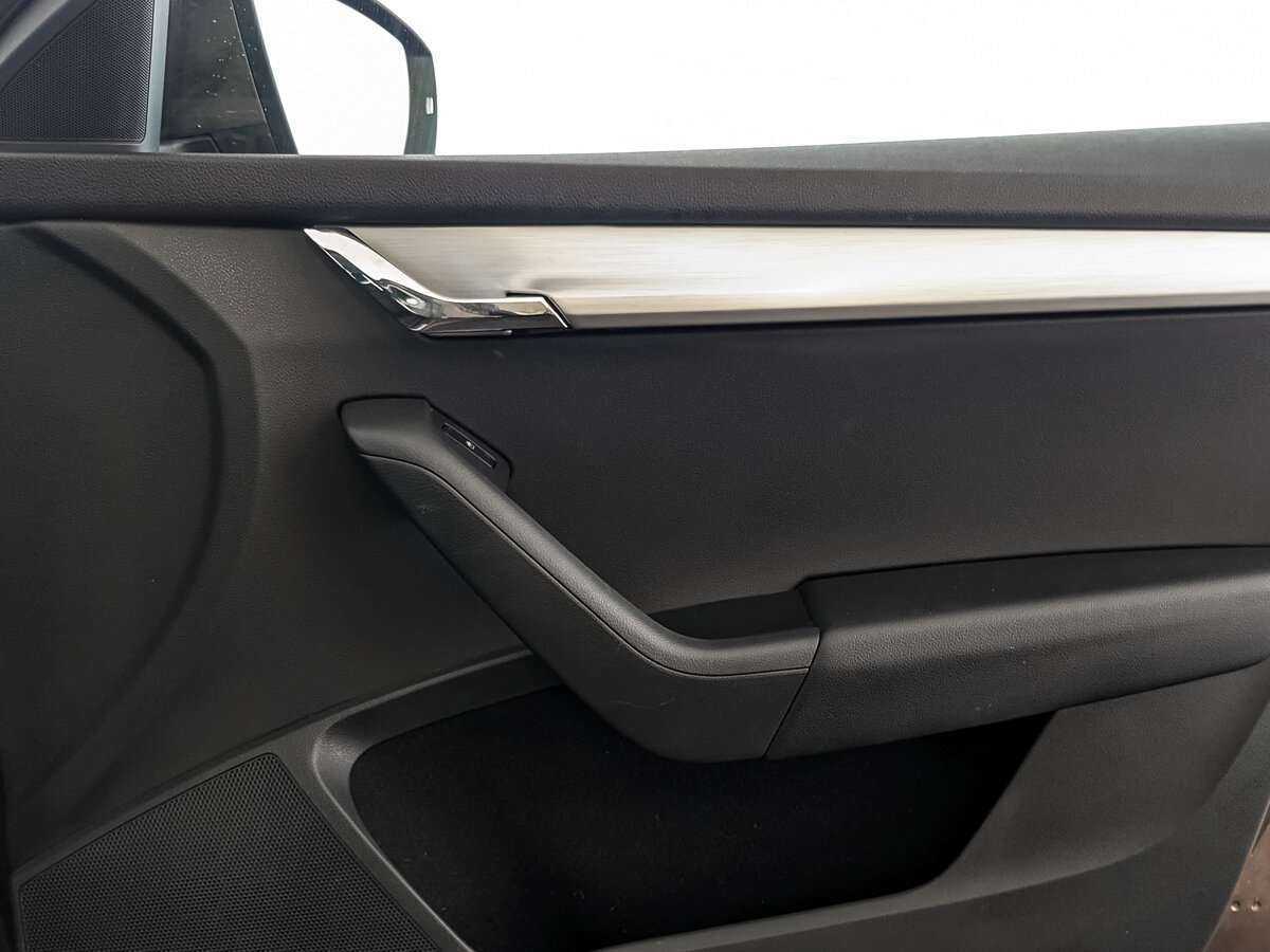 Б/У Шкода Октавия 2016 года. Фото: #24