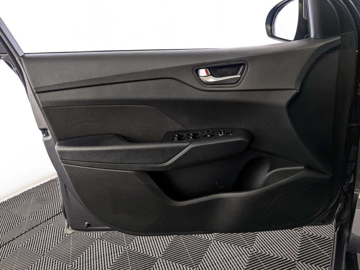 Б/У Хендай Солярис 2021 года. Фото: #18