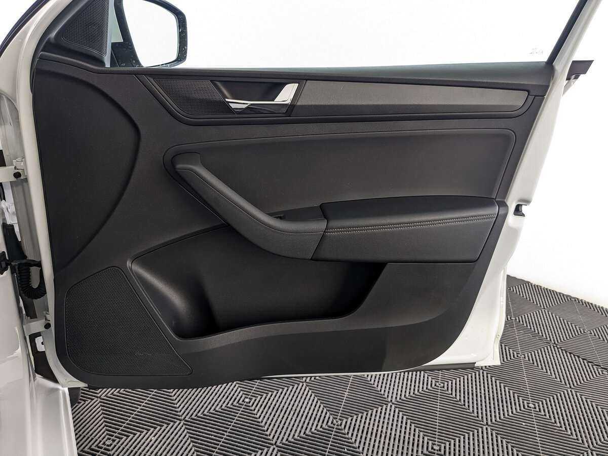 Б/У Шкода Рапид 2020 года. Фото: #20