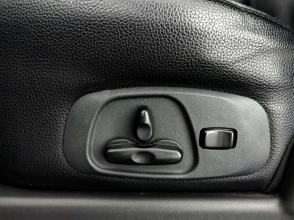 Б/У Митсубиши Паджеро 2013 года. Фото: #26