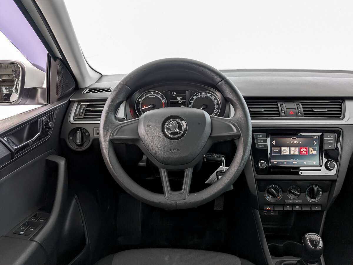 Б/У Шкода Рапид 2017 года. Фото: #16