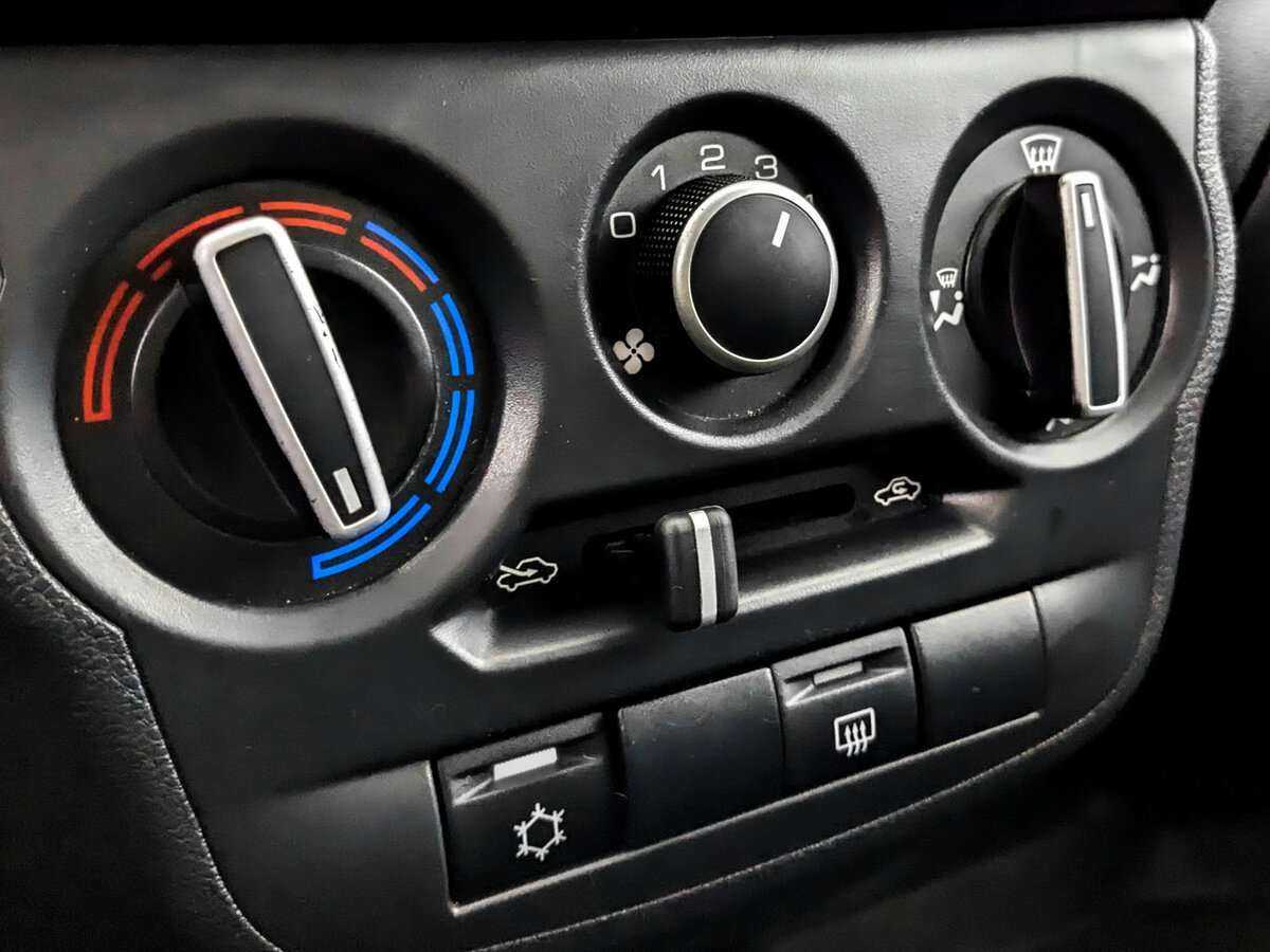 Б/У Лада (ВАЗ) Гранта 2020 года. Фото: #19