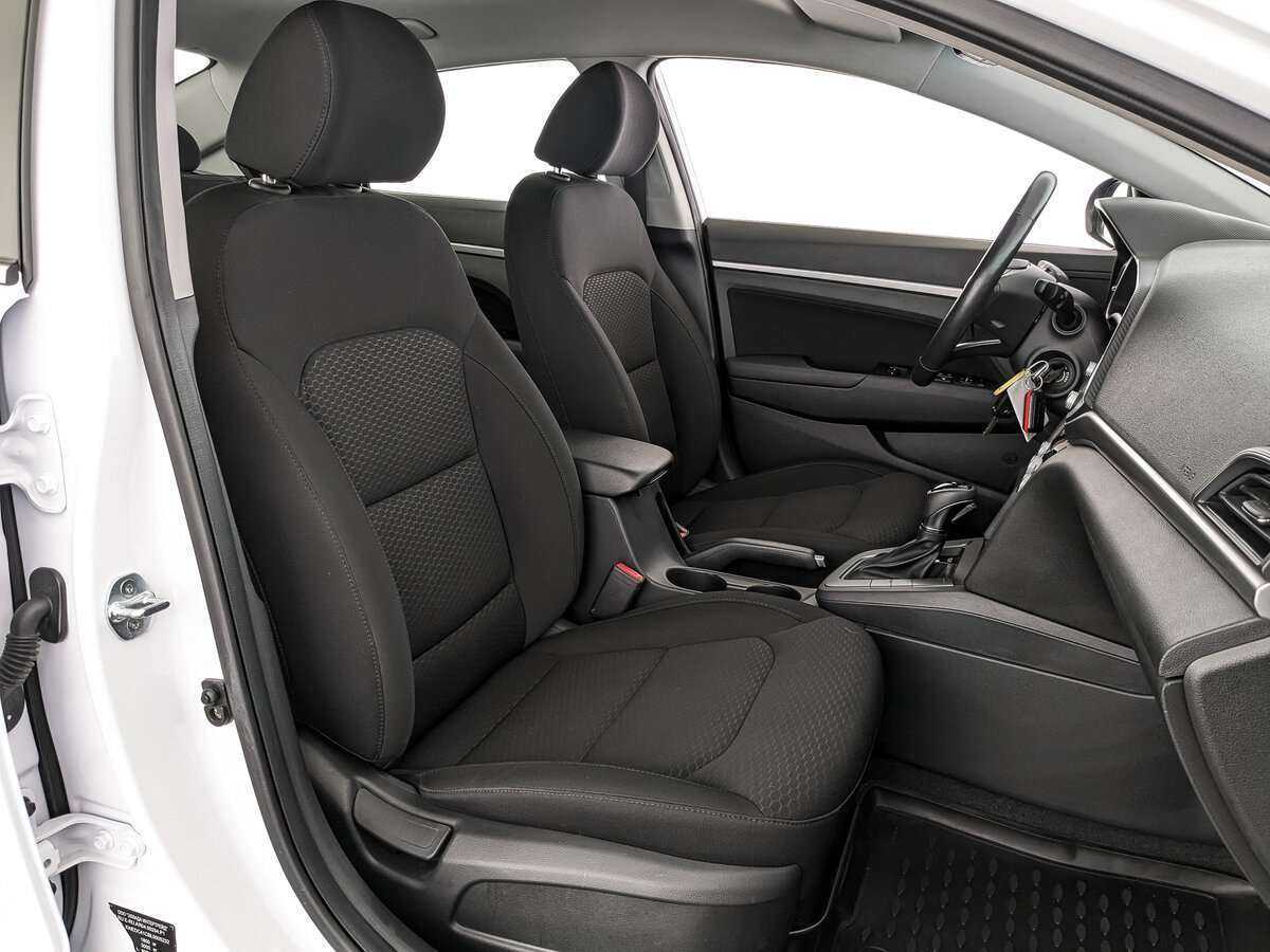 Б/У Хендай Елантра 2020 года. Фото: #19