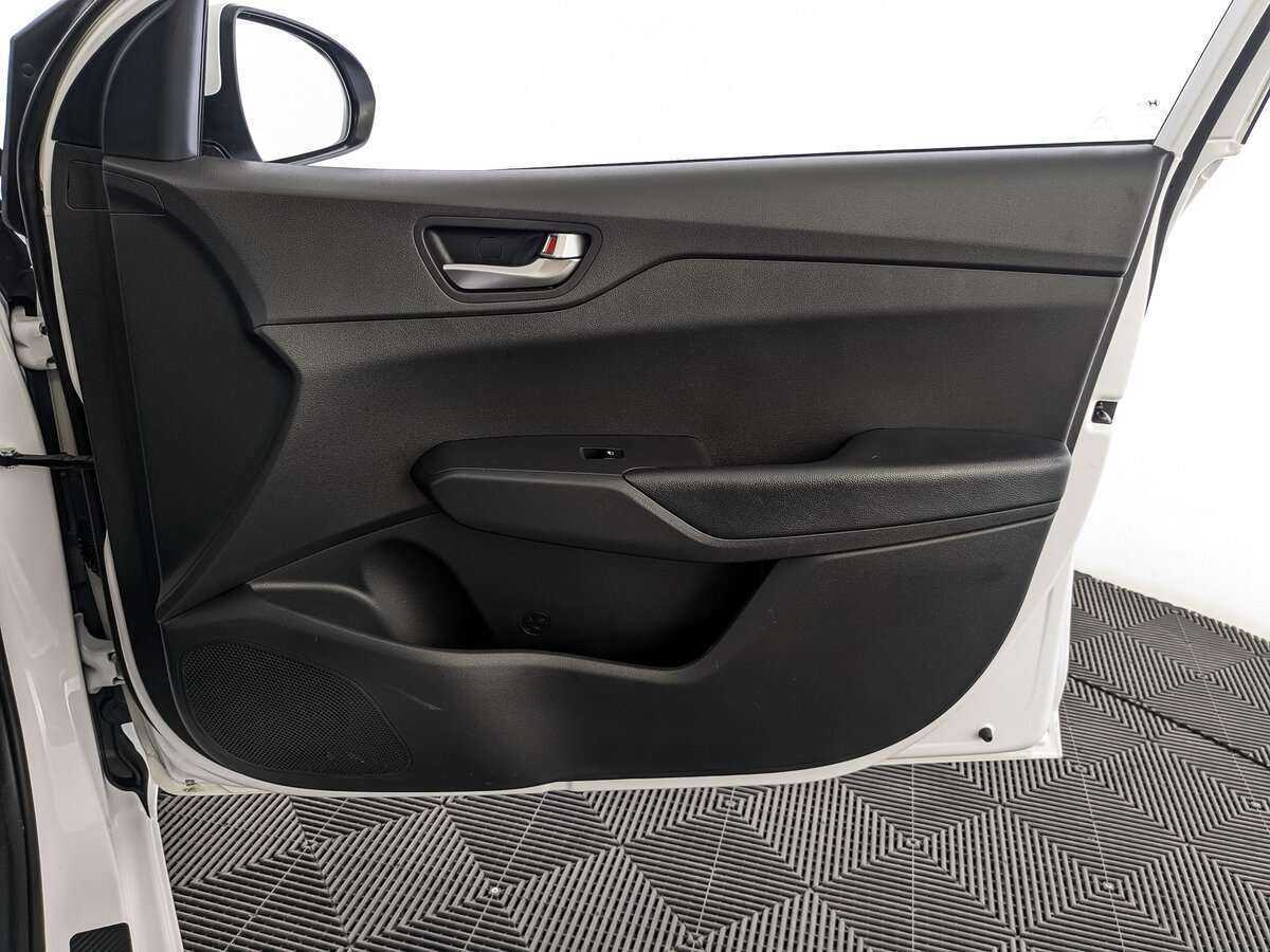 Б/У Хендай Солярис 2021 года. Фото: #20