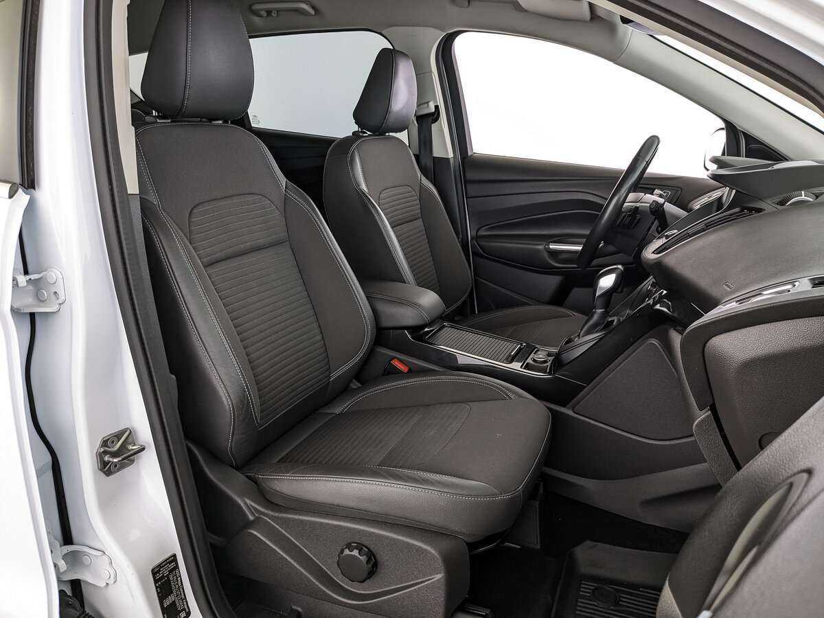 Б/У Форд Куга 2018 года. Фото: #19