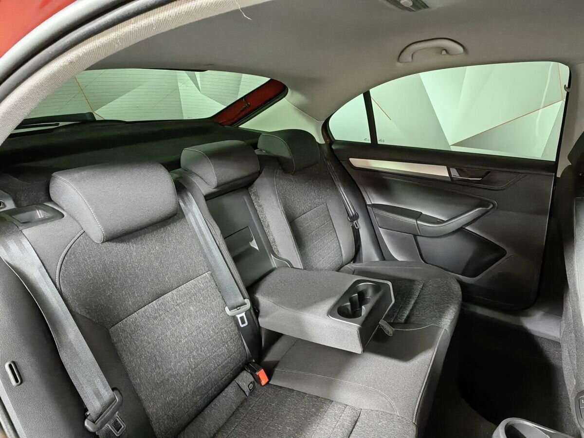 Б/У Шкода Рапид 2021 года. Фото: #12